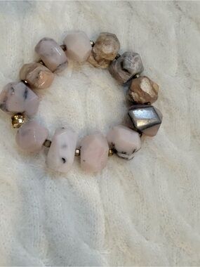 Women’s Pink Faceted Stone Stretch Bracelet by